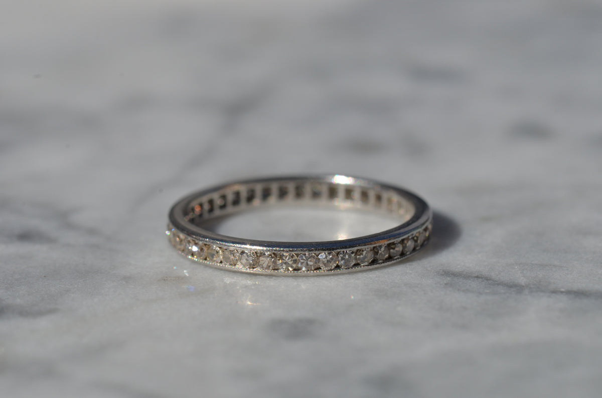 Chic Vintage Platinum Eternity Band