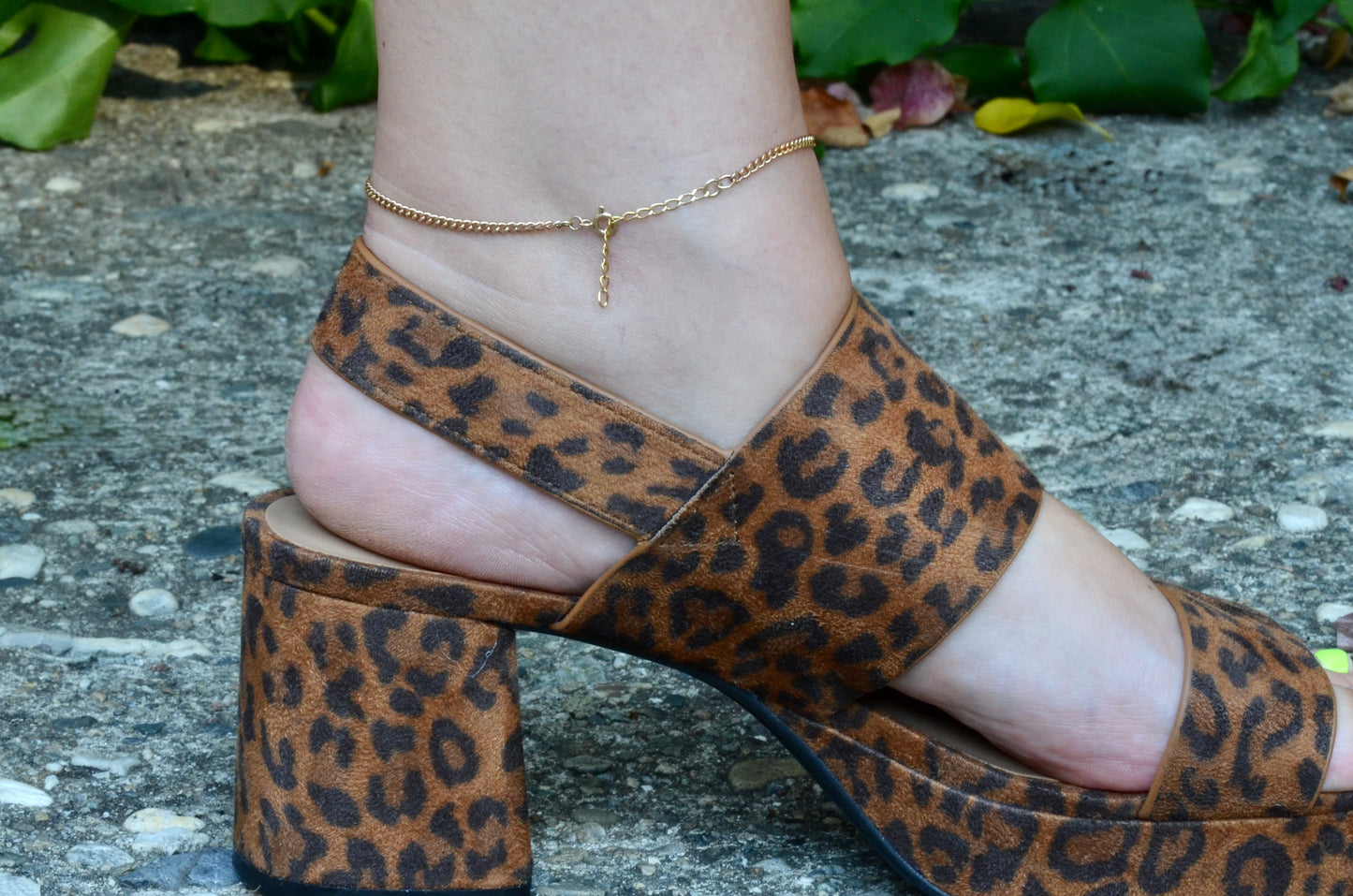 Adjustable Curb Anklet