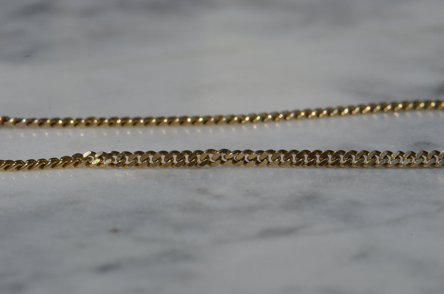 Essential Midweight Curb Chain