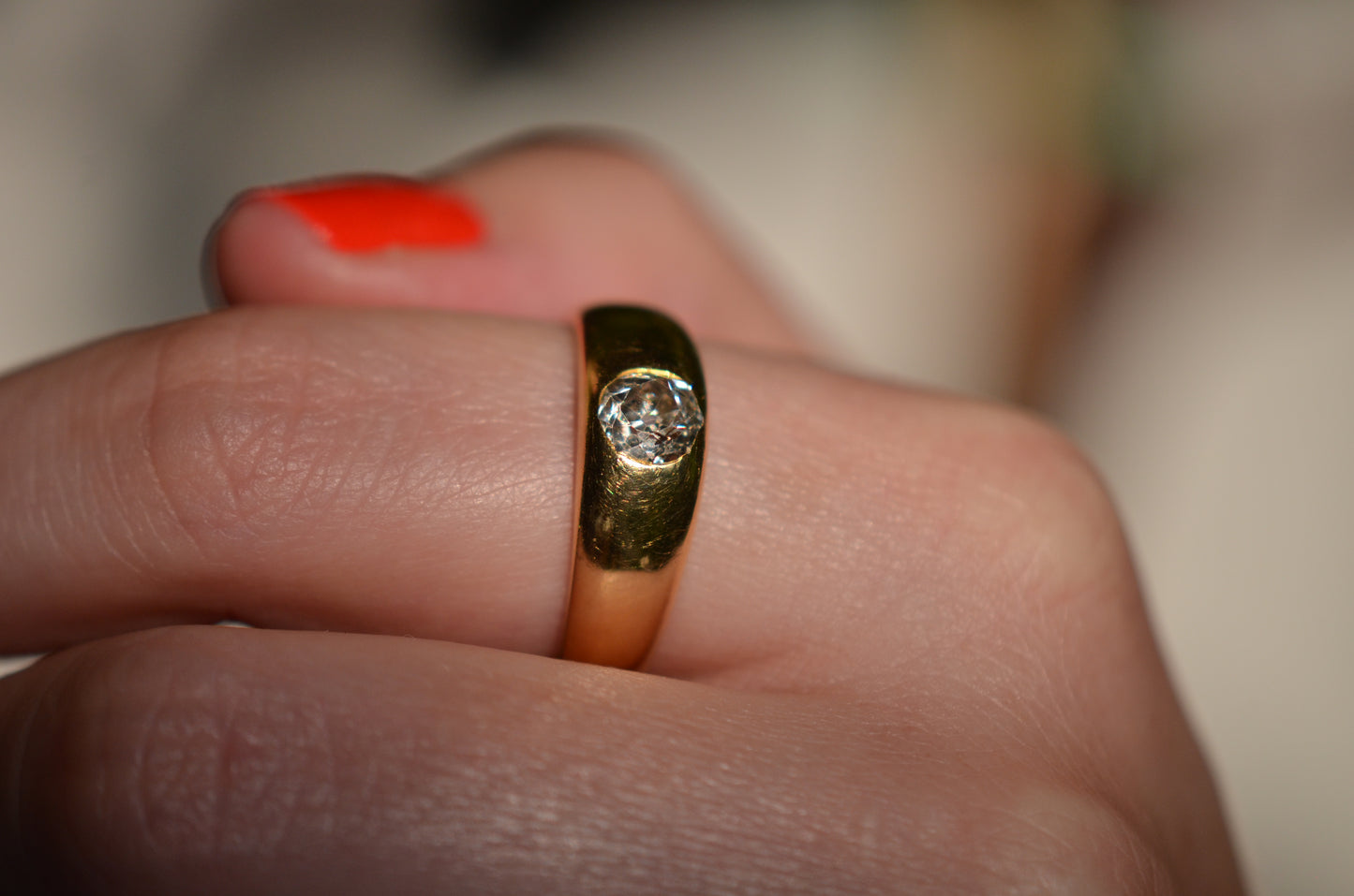 Chunky Antique Flush OMC Solitaire