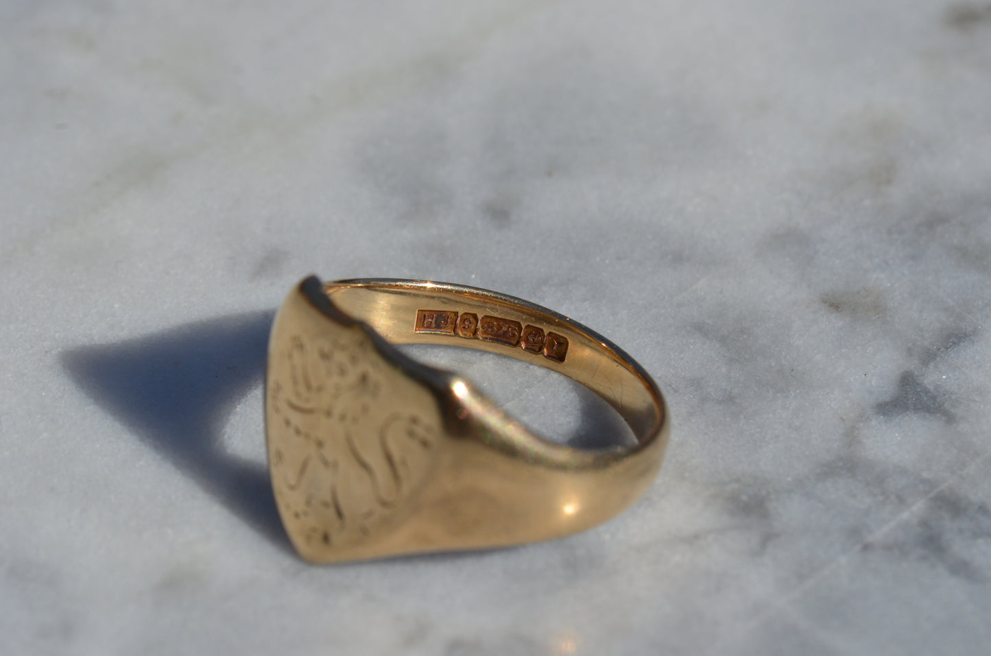 Sleek Lion Signet Ring