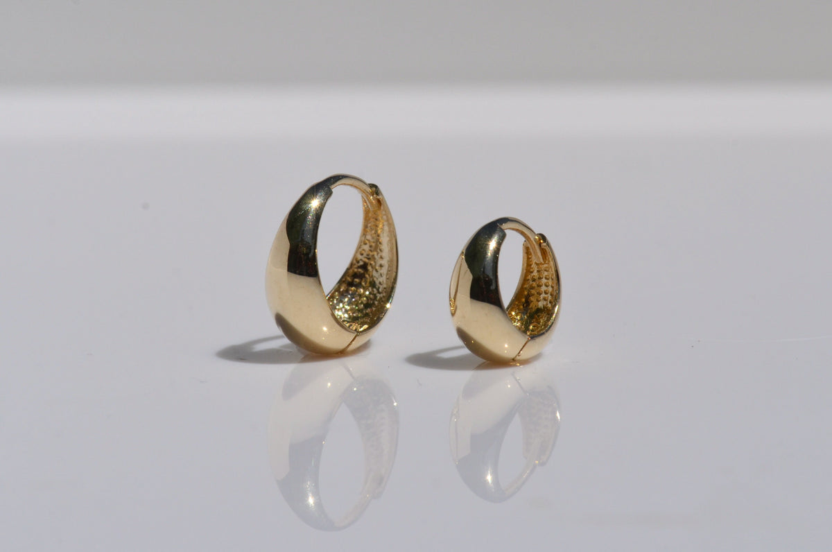 St. Eloi Collection Teardrop Huggies