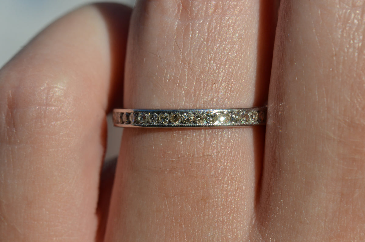 Chic Vintage Platinum Eternity Band