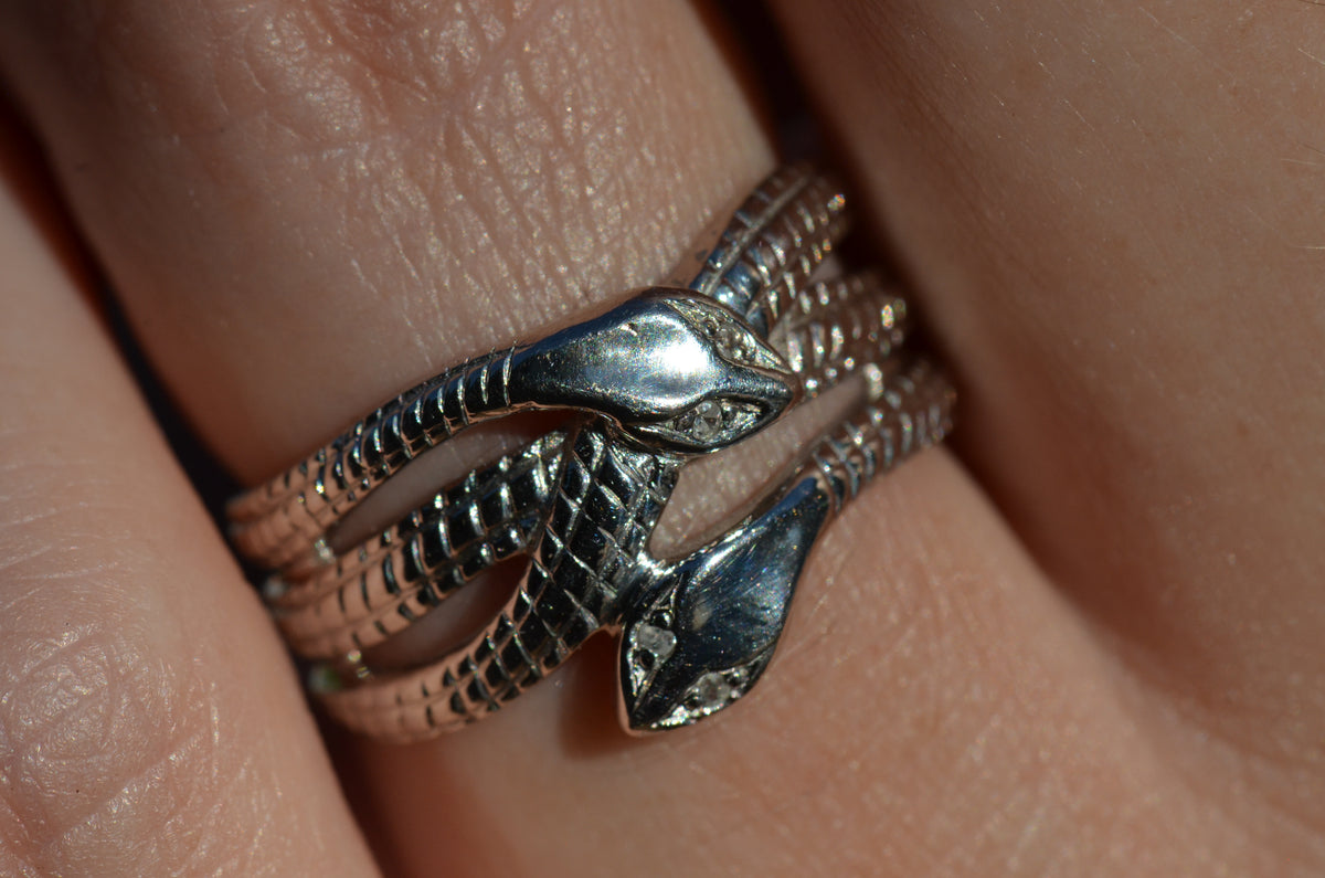 Slim Platinum Double Snake Ring