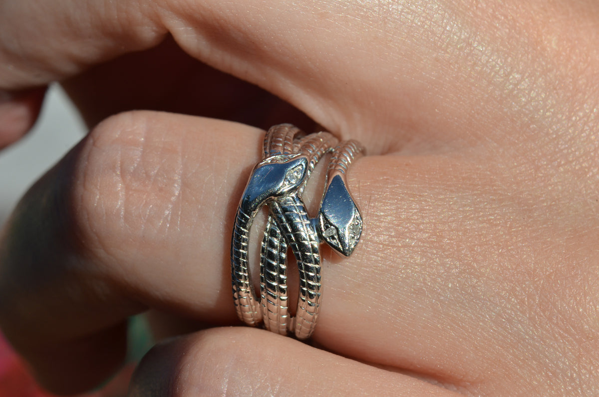 Slim Platinum Double Snake Ring