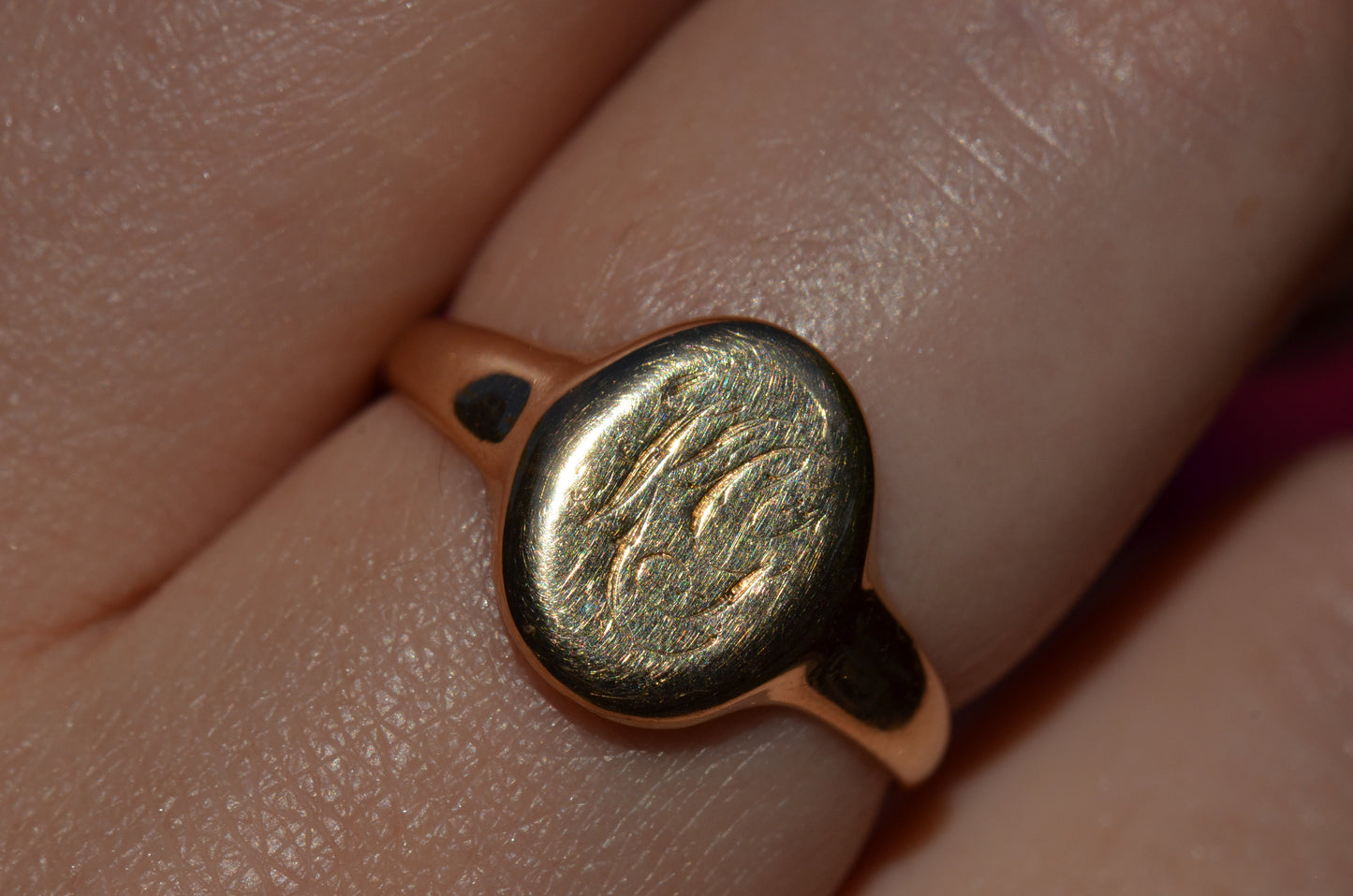 Smooth Antique Signet Ring KG