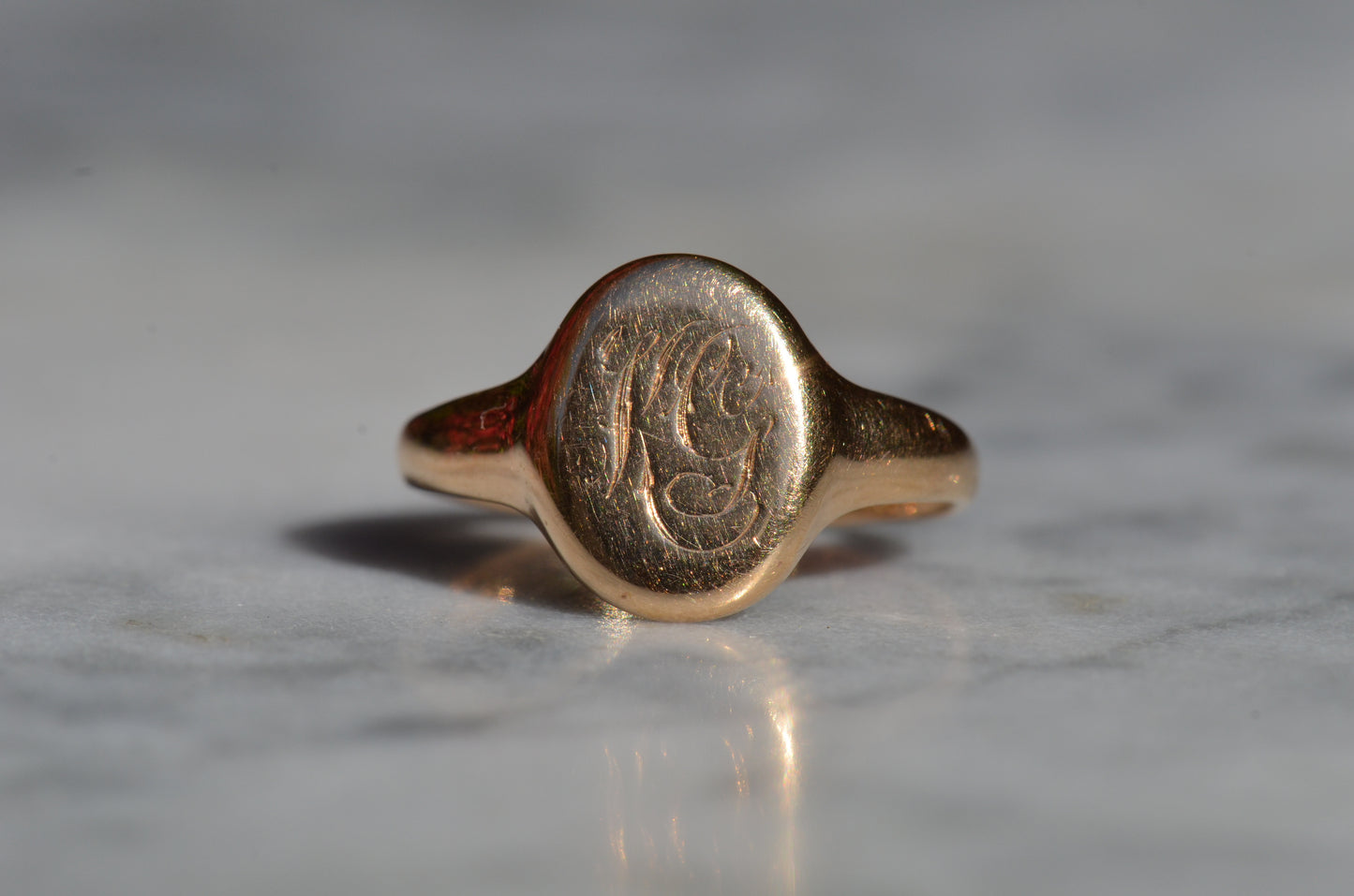 Smooth Antique Signet Ring KG