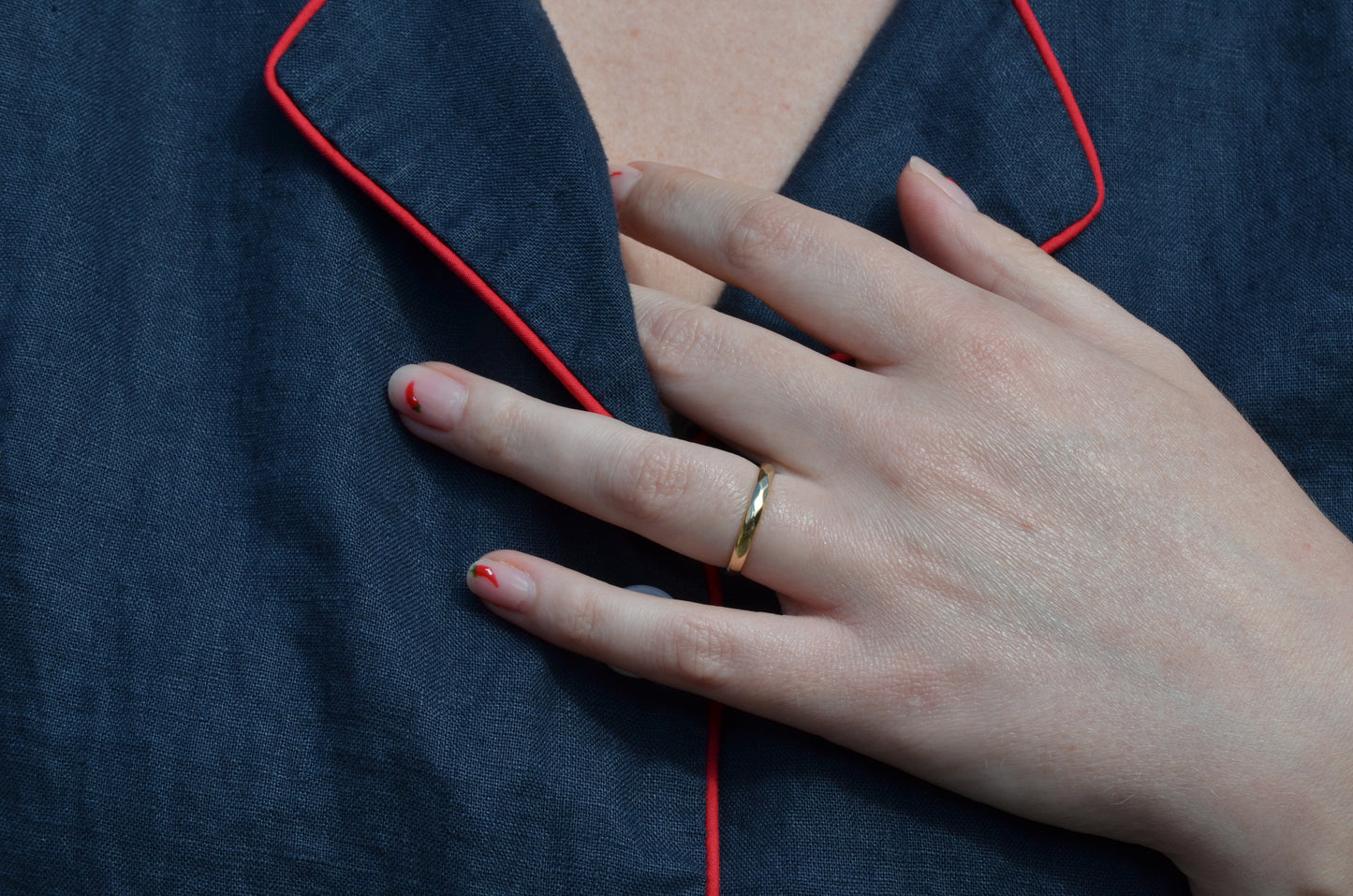 Vintage Faceted Gold Band