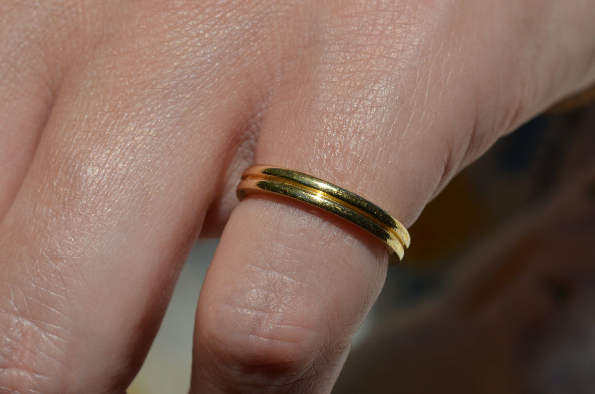 Chic Ribbed Band