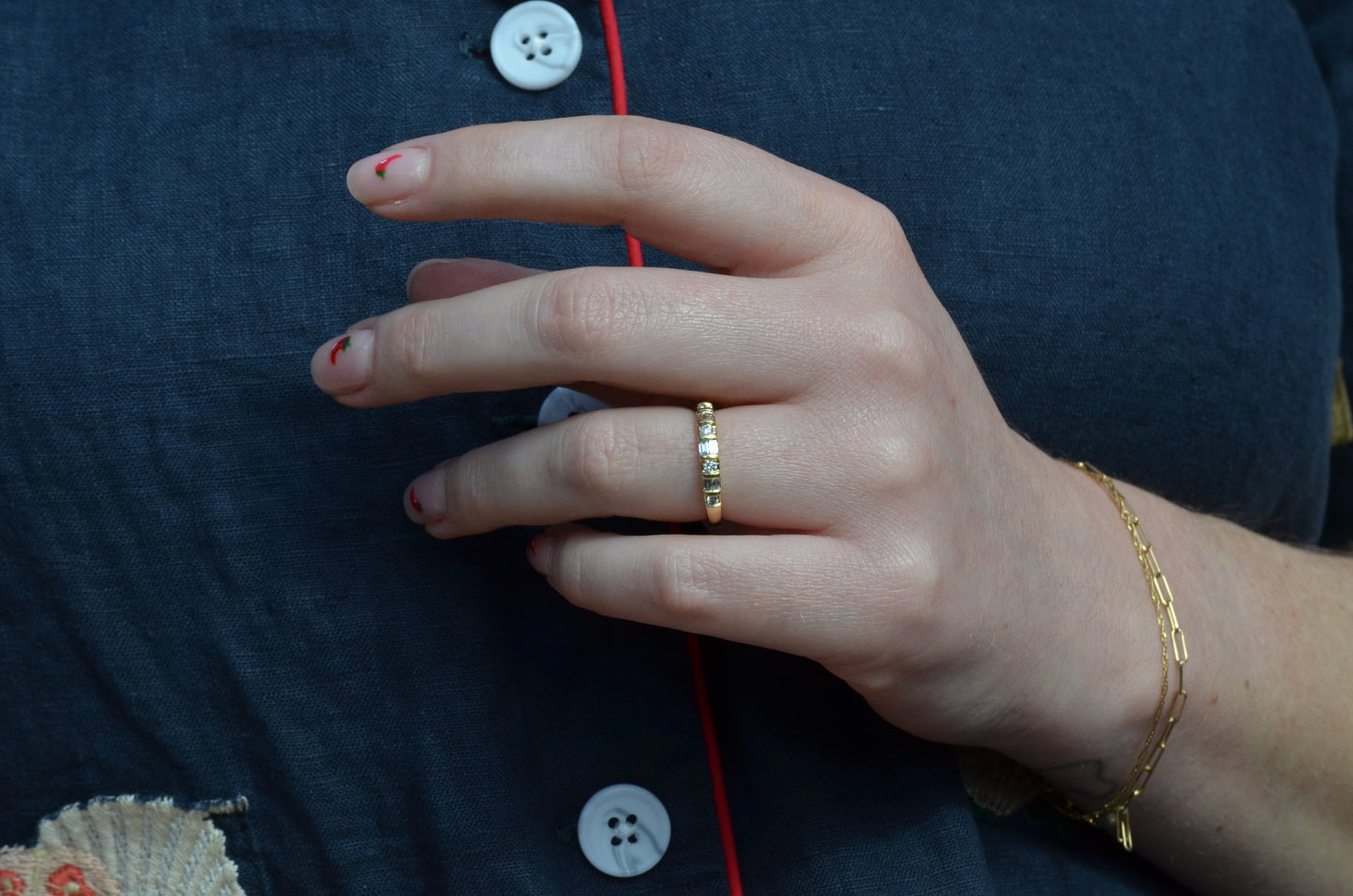 Scintillating Mixed Cut Diamond Band