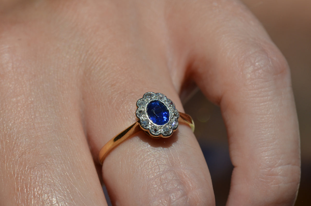 Rich Antique Sapphire Daisy Ring