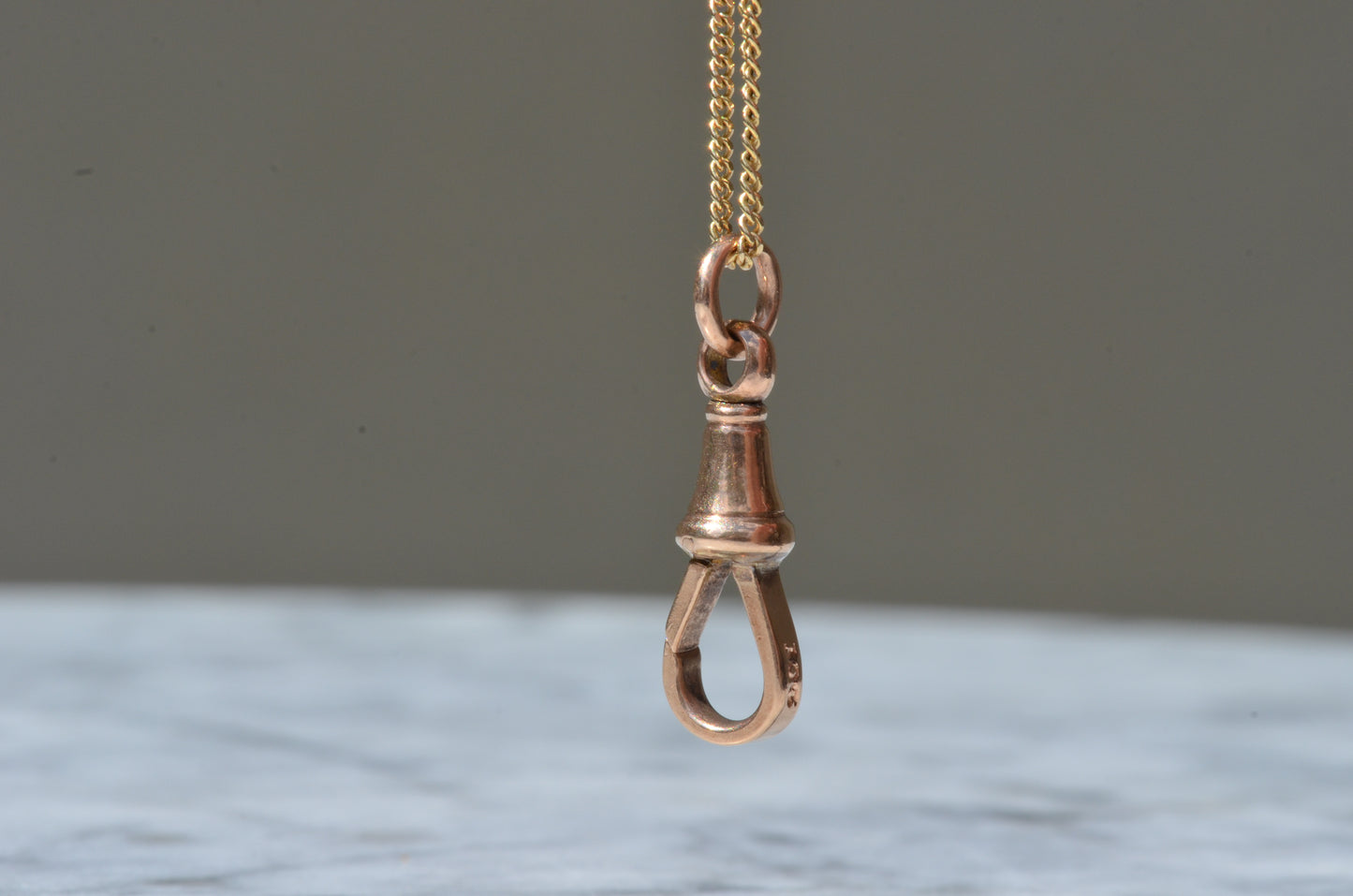 Versatile Vintage Swivel Dogclip