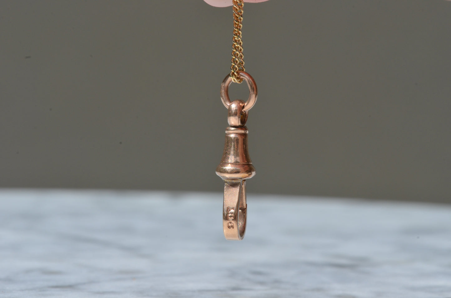 Versatile Vintage Swivel Dogclip