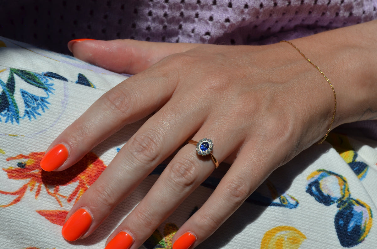 Rich Antique Sapphire Daisy Ring