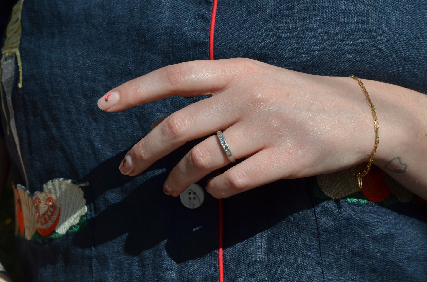 Crisp Estate Platinum Channel Band