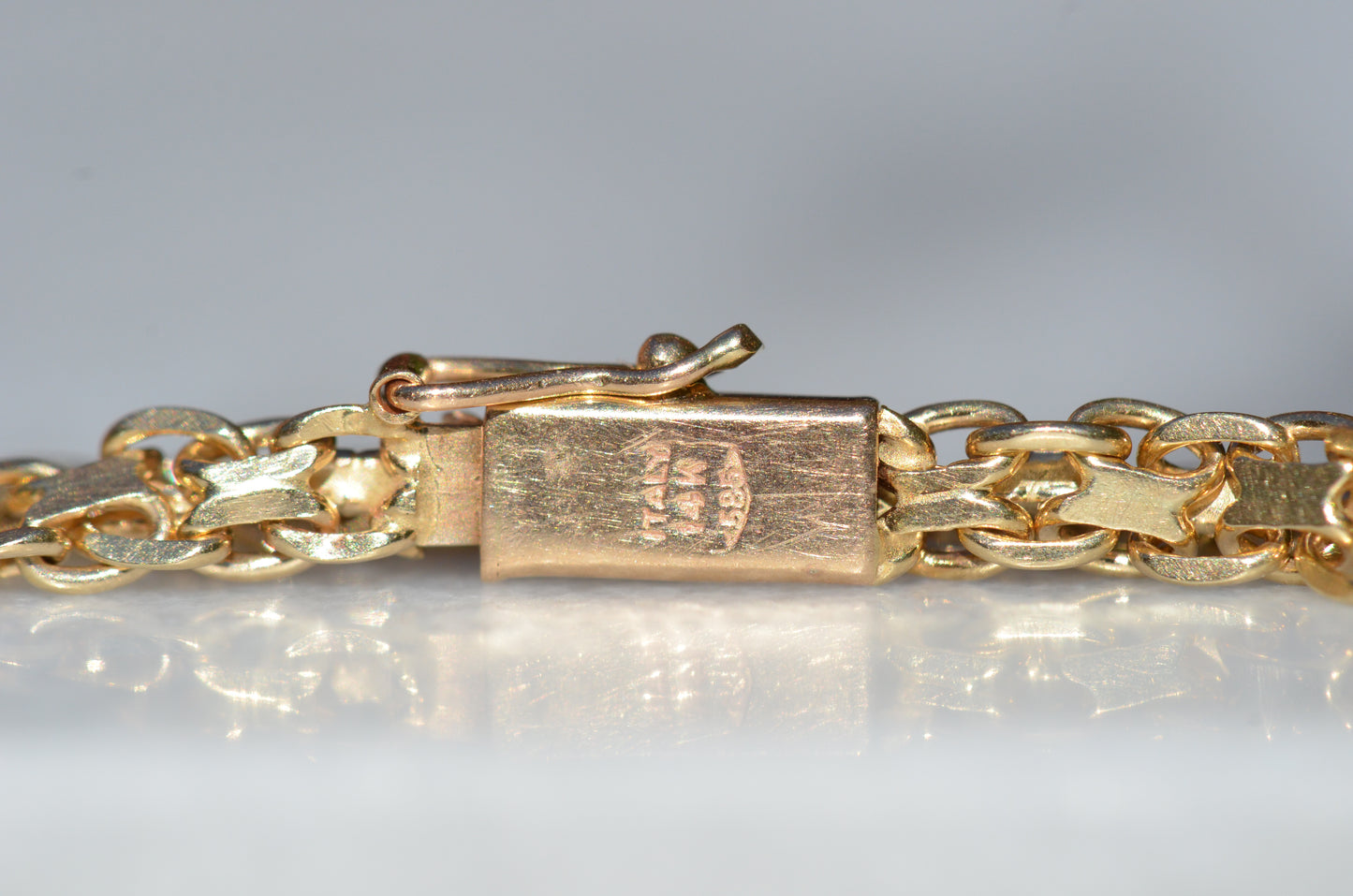Sleek Vintage Bismarck Bracelet