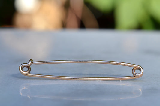 Oversized Retro Safety Pin