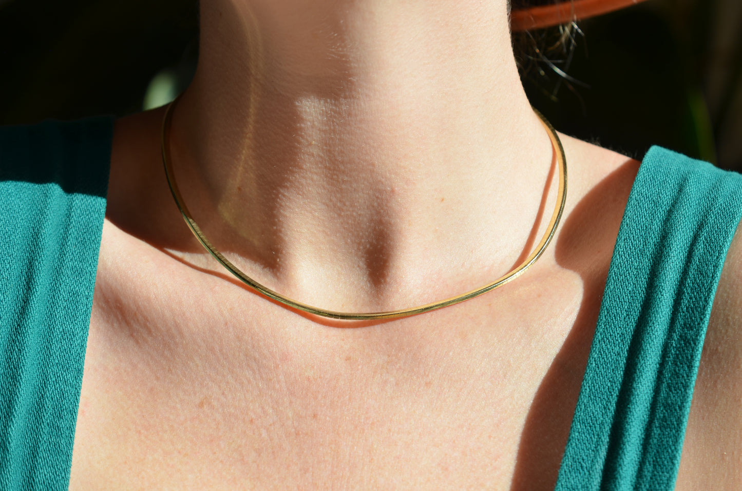 Sleek Estate Omega Collar