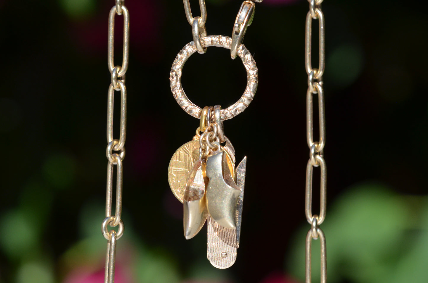 Crisp Antique Gold Split Ring