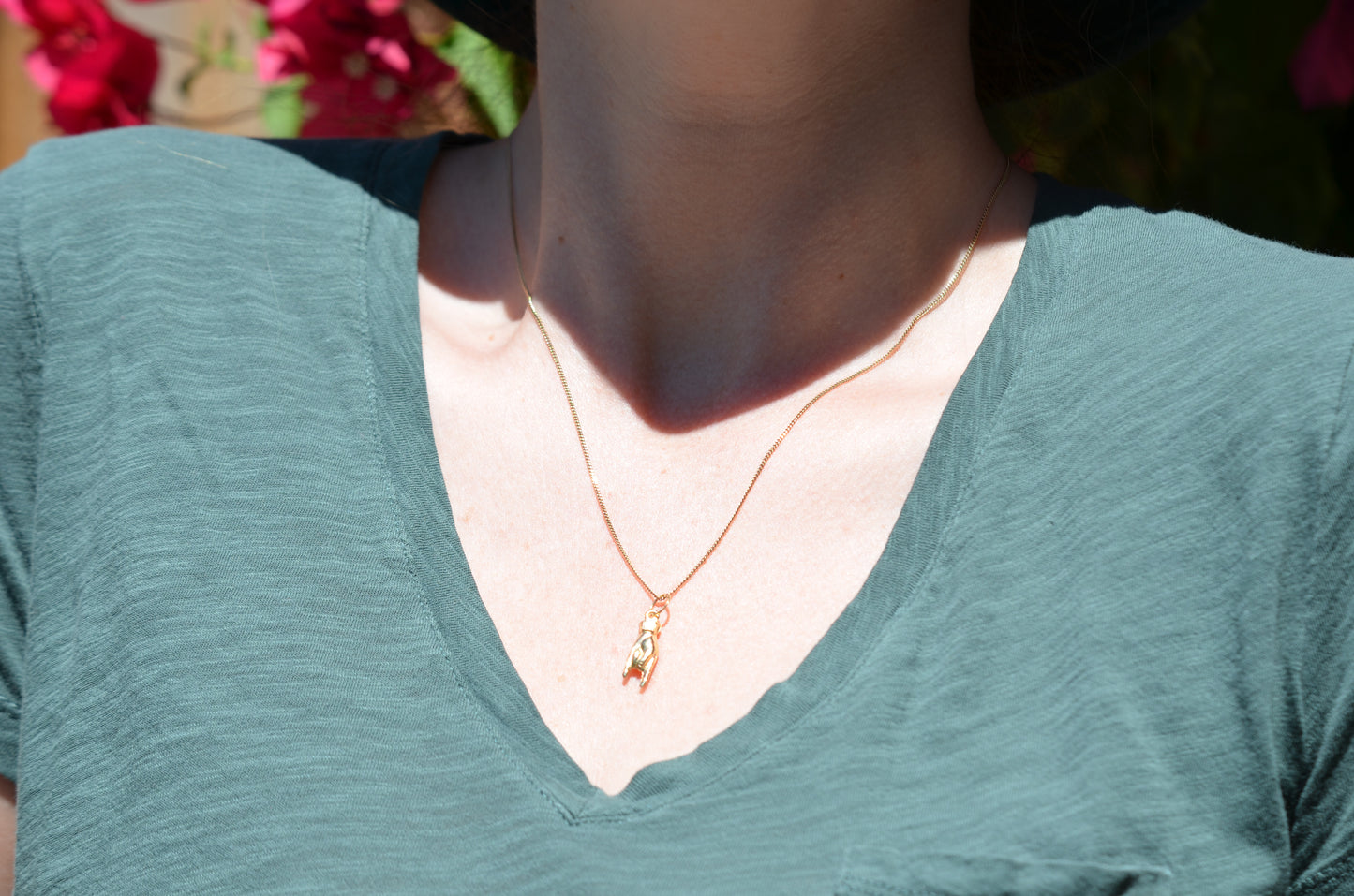 Classic Vintage Mano Cornuto