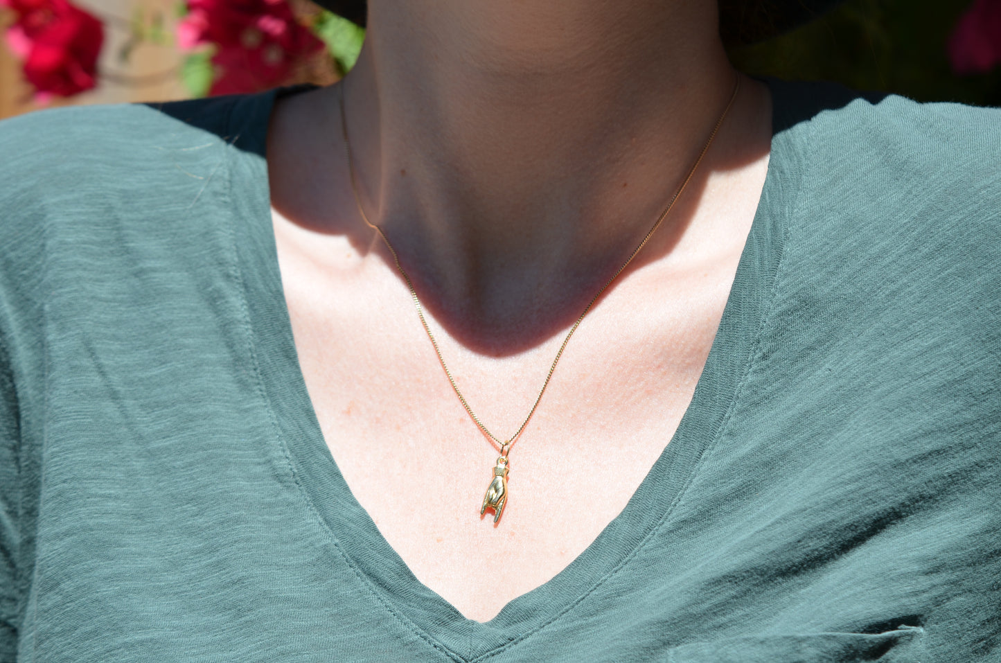 Classic Vintage Mano Cornuto