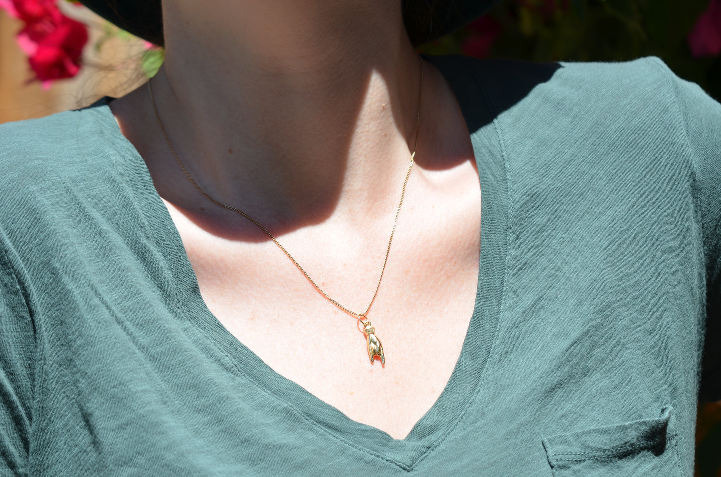 Classic Vintage Mano Cornuto