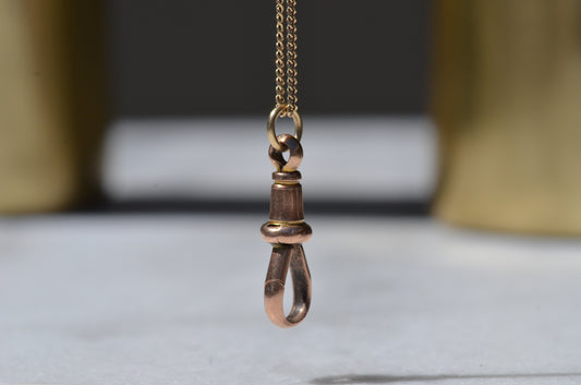 Rosy Vintage Dog Clip