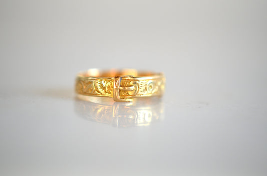 Exceptional Antique Buckle Ring