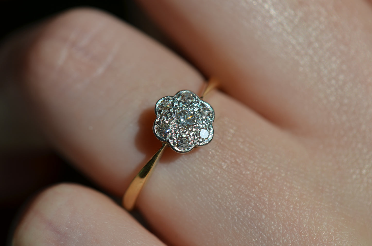 Refined Vintage Diamond Daisy Ring