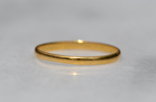 Whisper-Thin 22k Band 1947