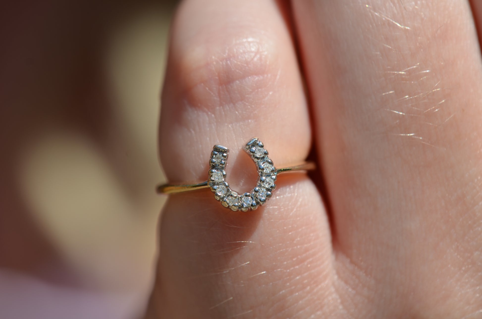 Sweet Vintage Diamond Horseshoe Ring – Eloi