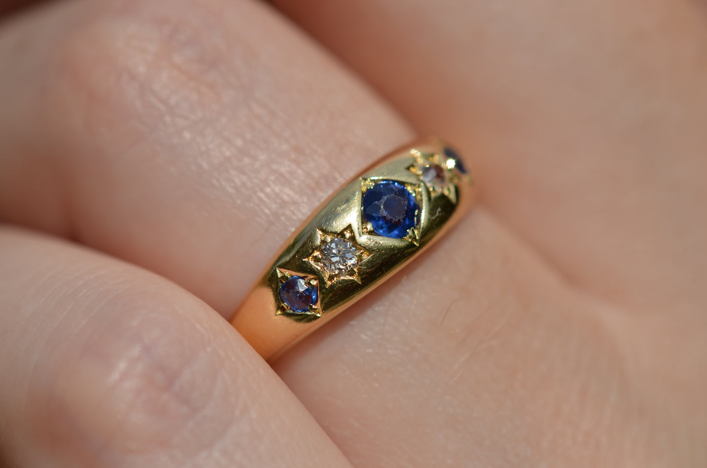 Vibrant Edwardian Sapphire Star Ring