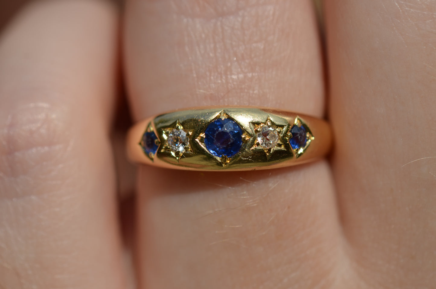 Vibrant Edwardian Sapphire Star Ring