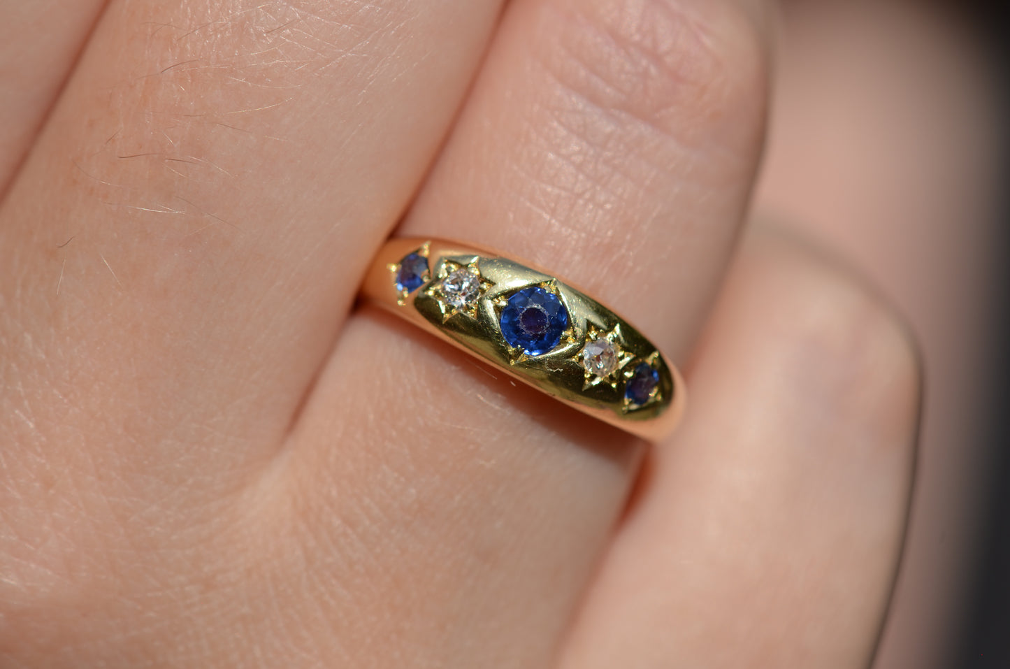 Vibrant Edwardian Sapphire Star Ring