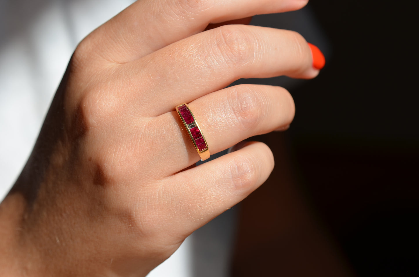 Sleek Vintage Ruby Channel Band