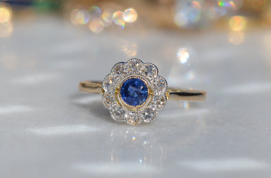 Sweet Antique Sapphire Daisy Ring 1915