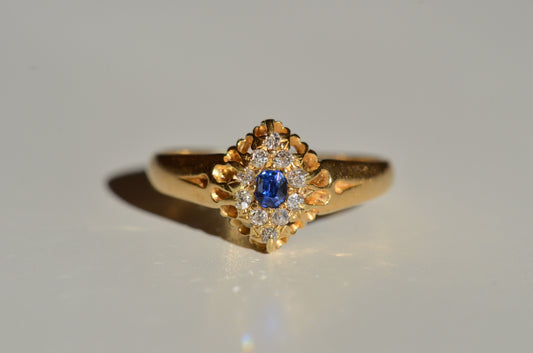 Twinkling Victorian Sapphire Navette Ring