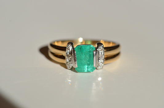 Verdant Vintage Emerald Ring