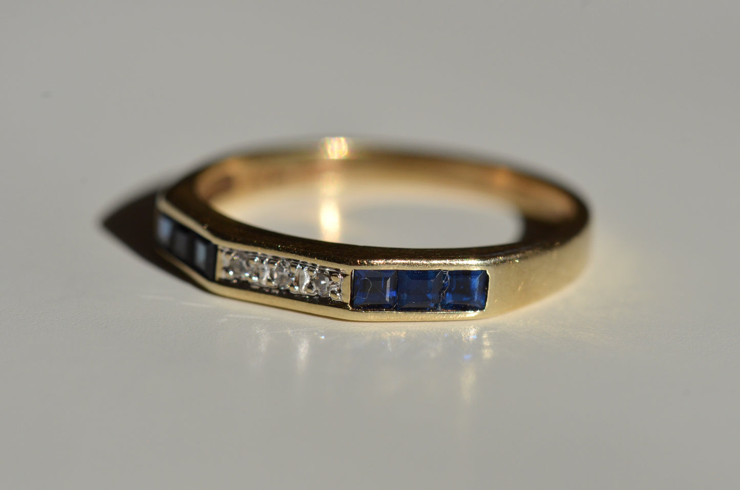 Chic Sapphire Geometric Band