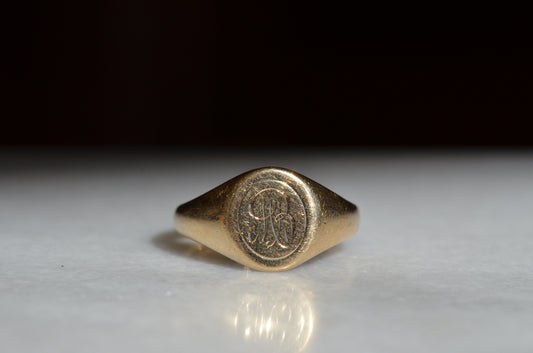 Classic Mid Century Signet MB