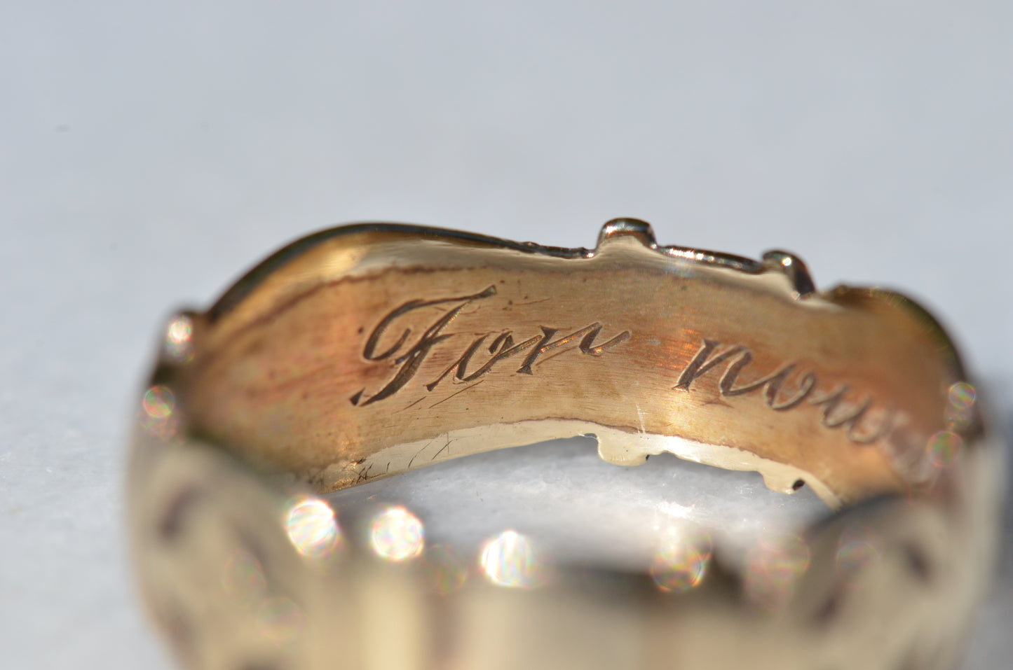 Romantic Vintage Fede Eternity ring