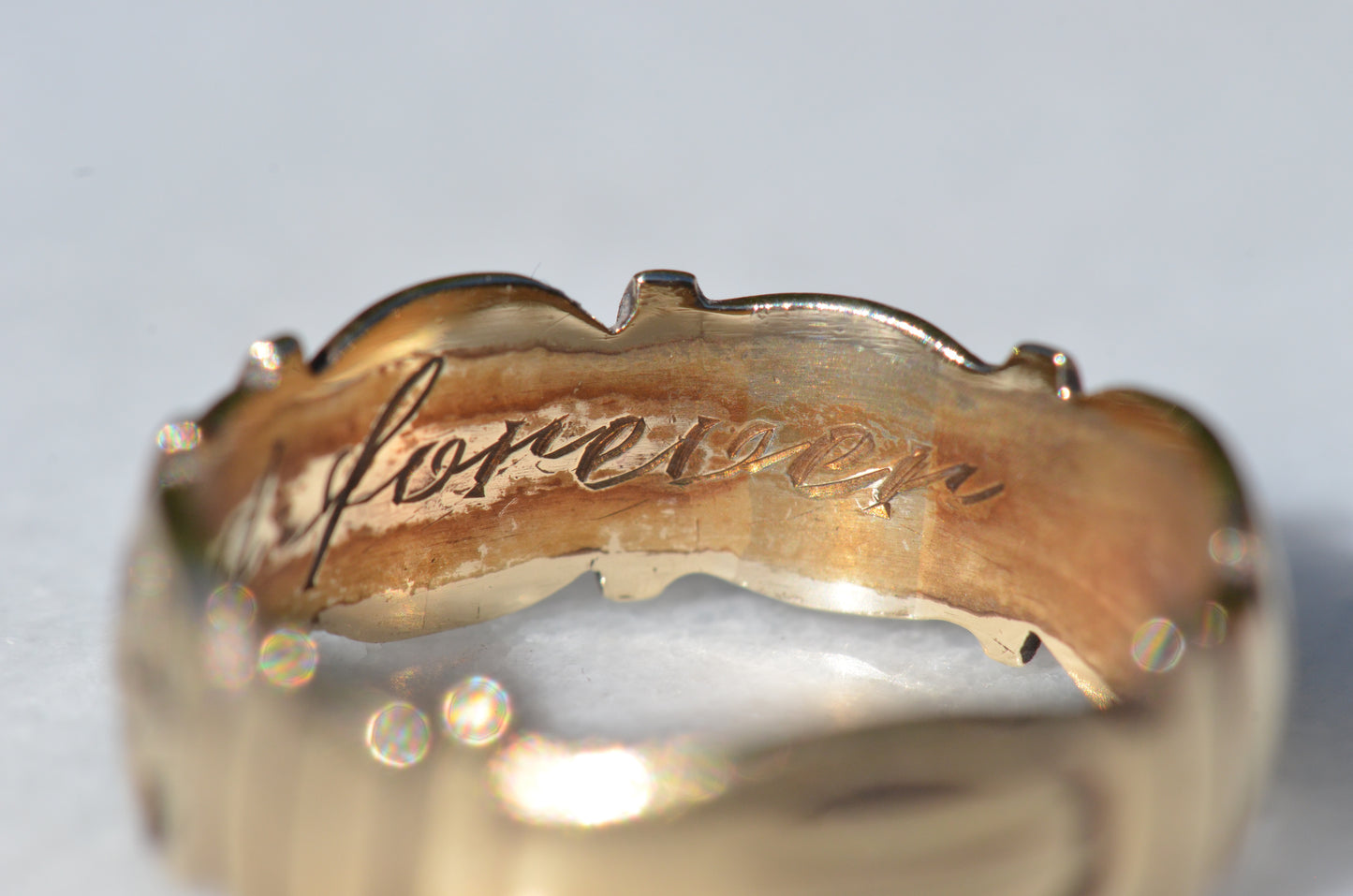 Romantic Vintage Fede Eternity ring