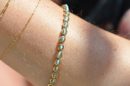Dreamy Estate Cat’s Eye Bracelet