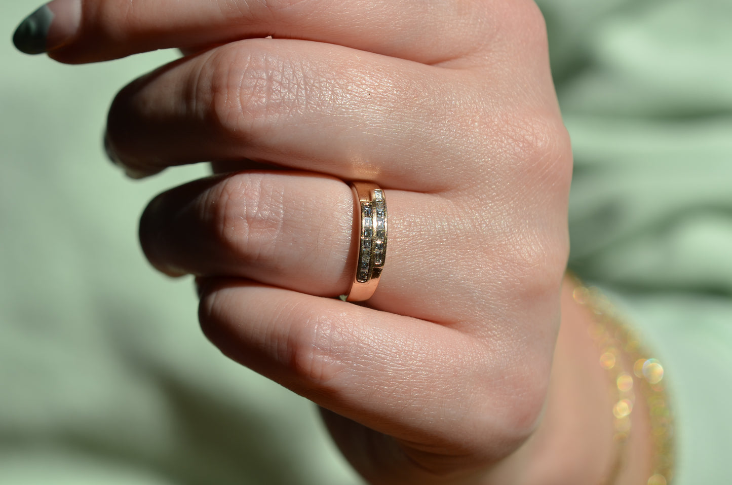 Sexy Vintage Carré Cut Diamond Band