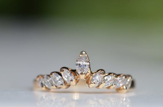 Dramatic Vintage Marquise Dip Band