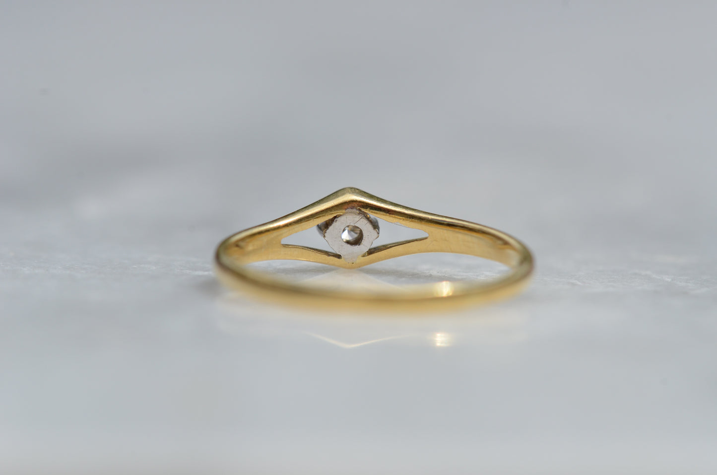 Sweet Vintage Diamond Eye Ring