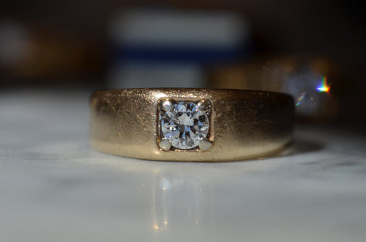 Smooth Vintage Solitaire Band