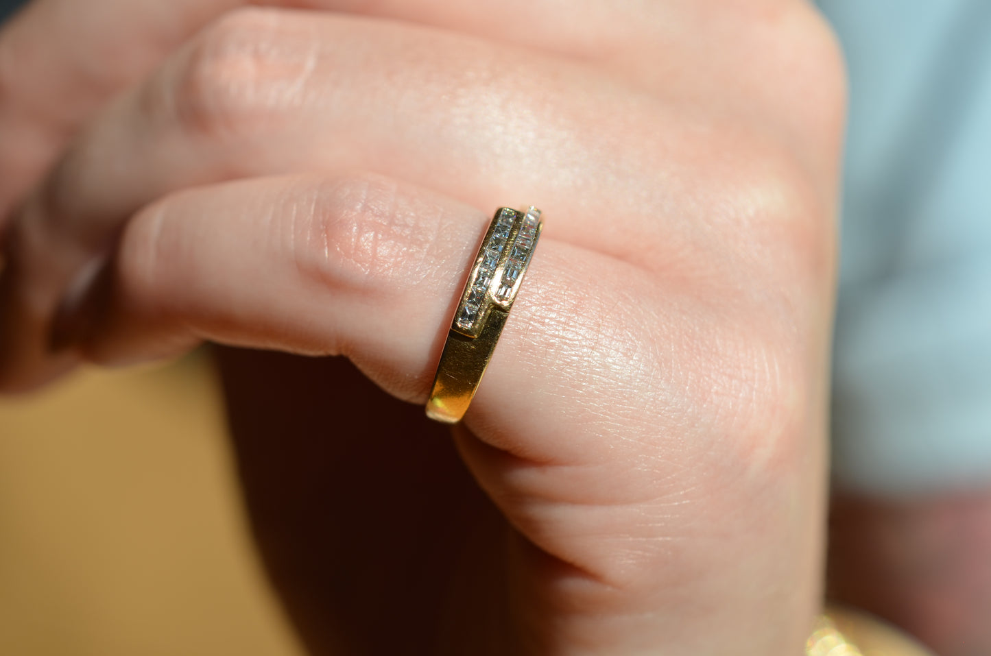 Sexy Vintage Carré Cut Diamond Band