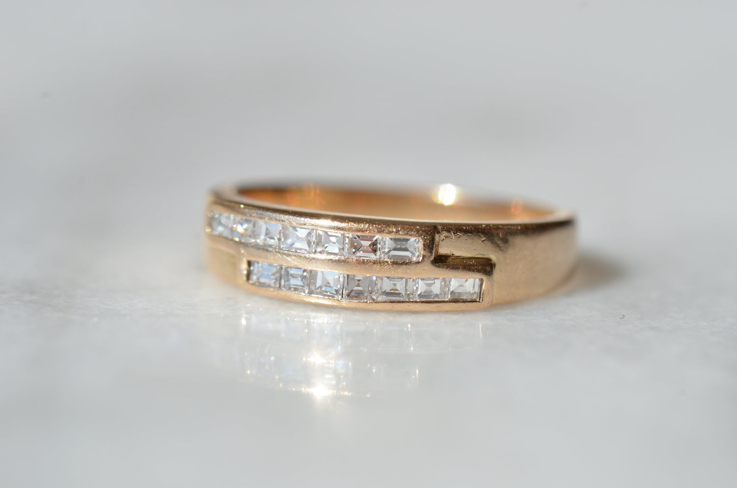 Sexy Vintage Carré Cut Diamond Band
