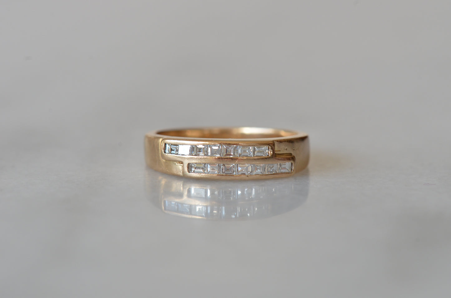 Sexy Vintage Carré Cut Diamond Band